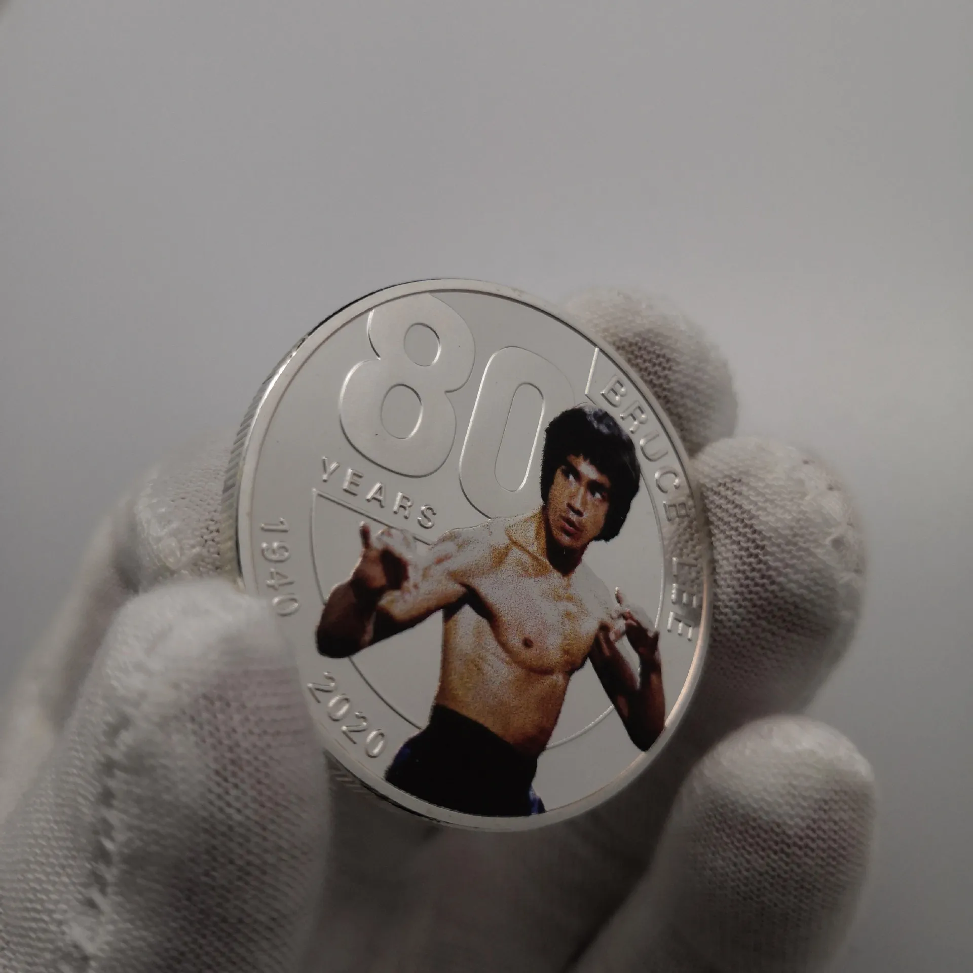 Kungfu Super Star Bruce Lee 80th aniversary Silver Plated Commomerative Coin Special Birthday Gifts | Дом и сад