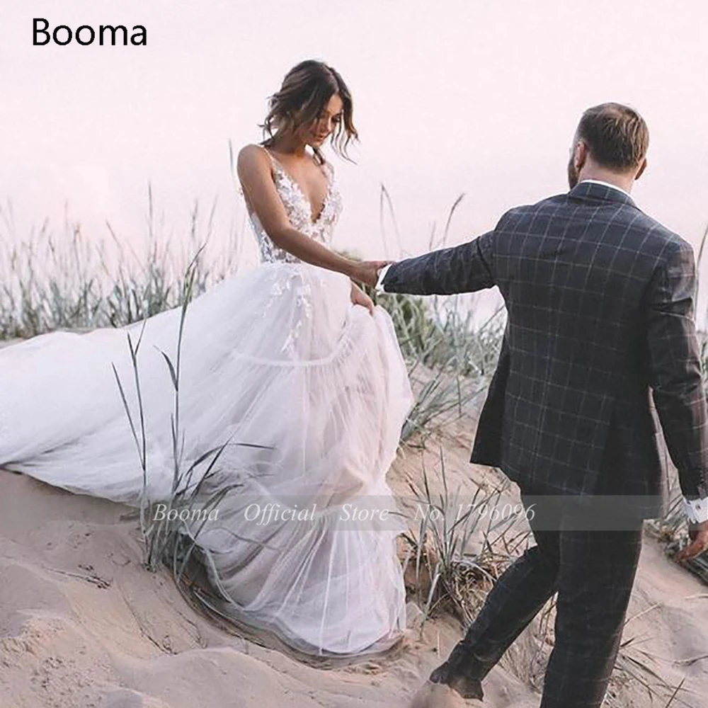 

Simple V Neck Boho Wedding Dresses 2020 Tiered Tulle A Line Beach Bridal Gowns Lace Appliques Sleeveless Long Wedding Gowns