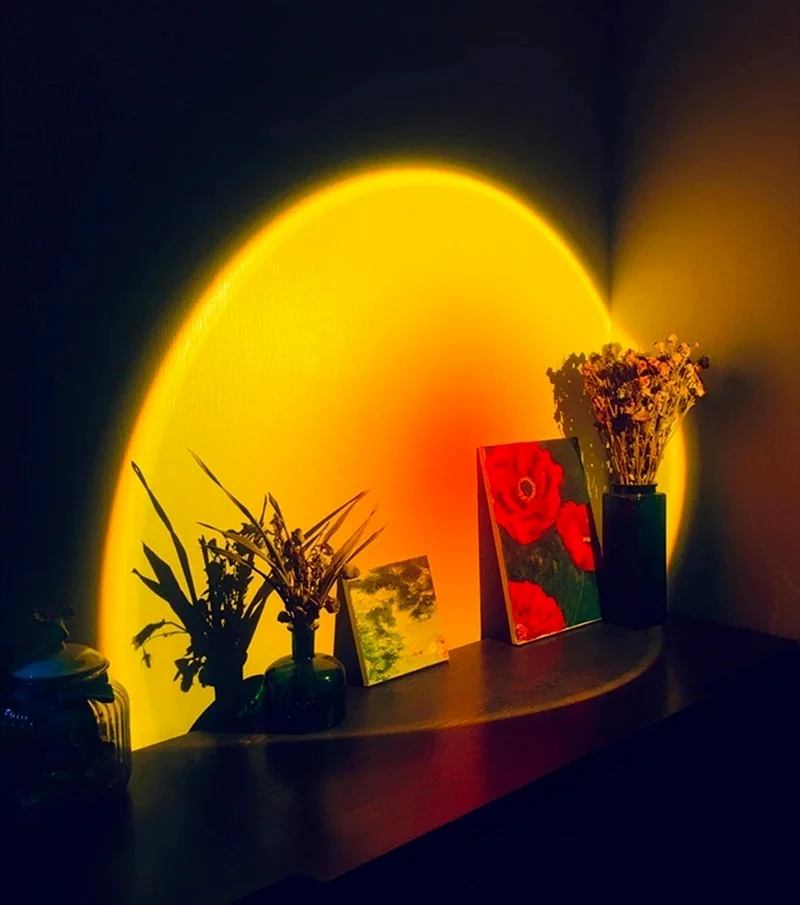 

.USB Table Lamp Sunset Projector Lamp Rainbow Atmosphere LED Night Light for Family Bedroom Coffee Store Wall Decoration Lamp..