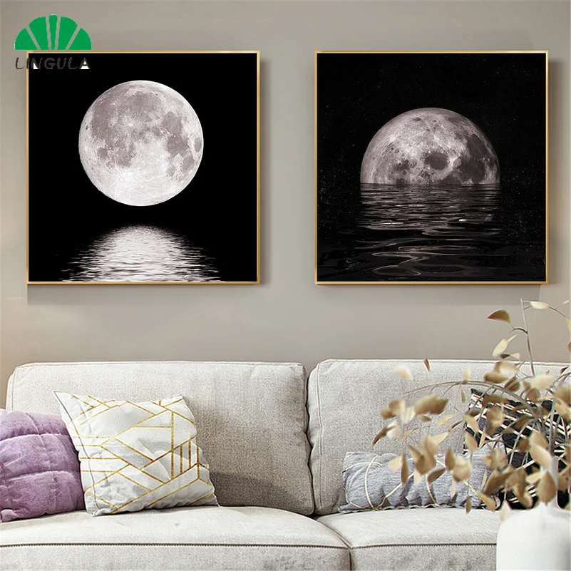 Постер в скандинавском стиле с изображением Луны черно-белый настенный