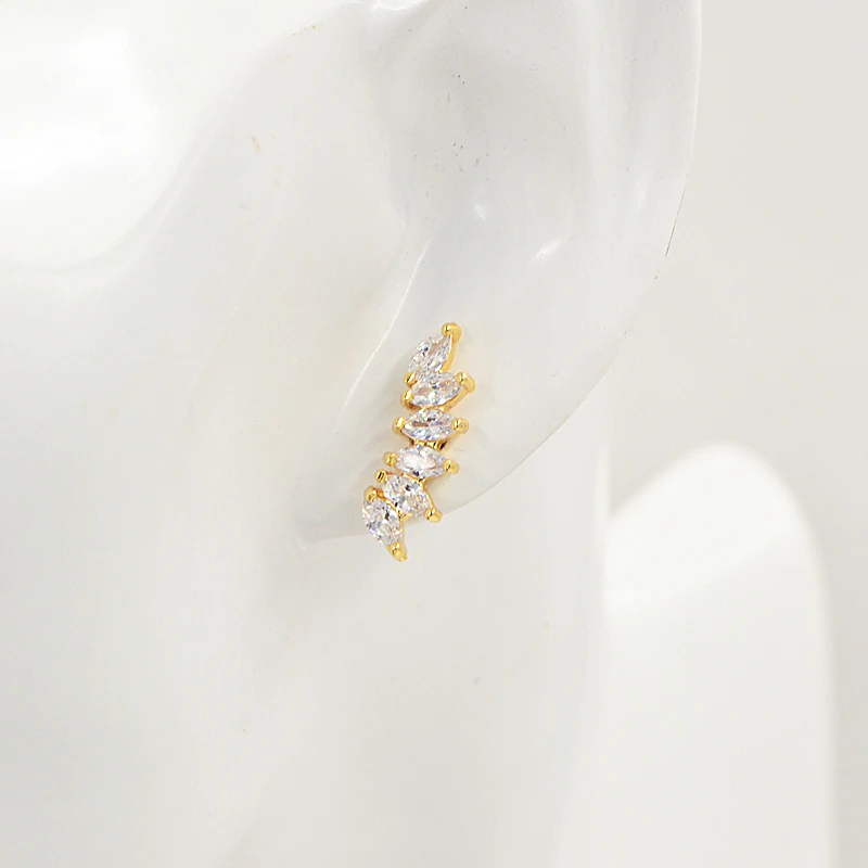 Серьги-гвоздики женские с прозрачными фианитами Фея Ангел крыльями | Украшения и