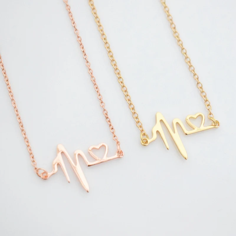 Изысканное ожерелье с подвеской в виде сердца из розового золота