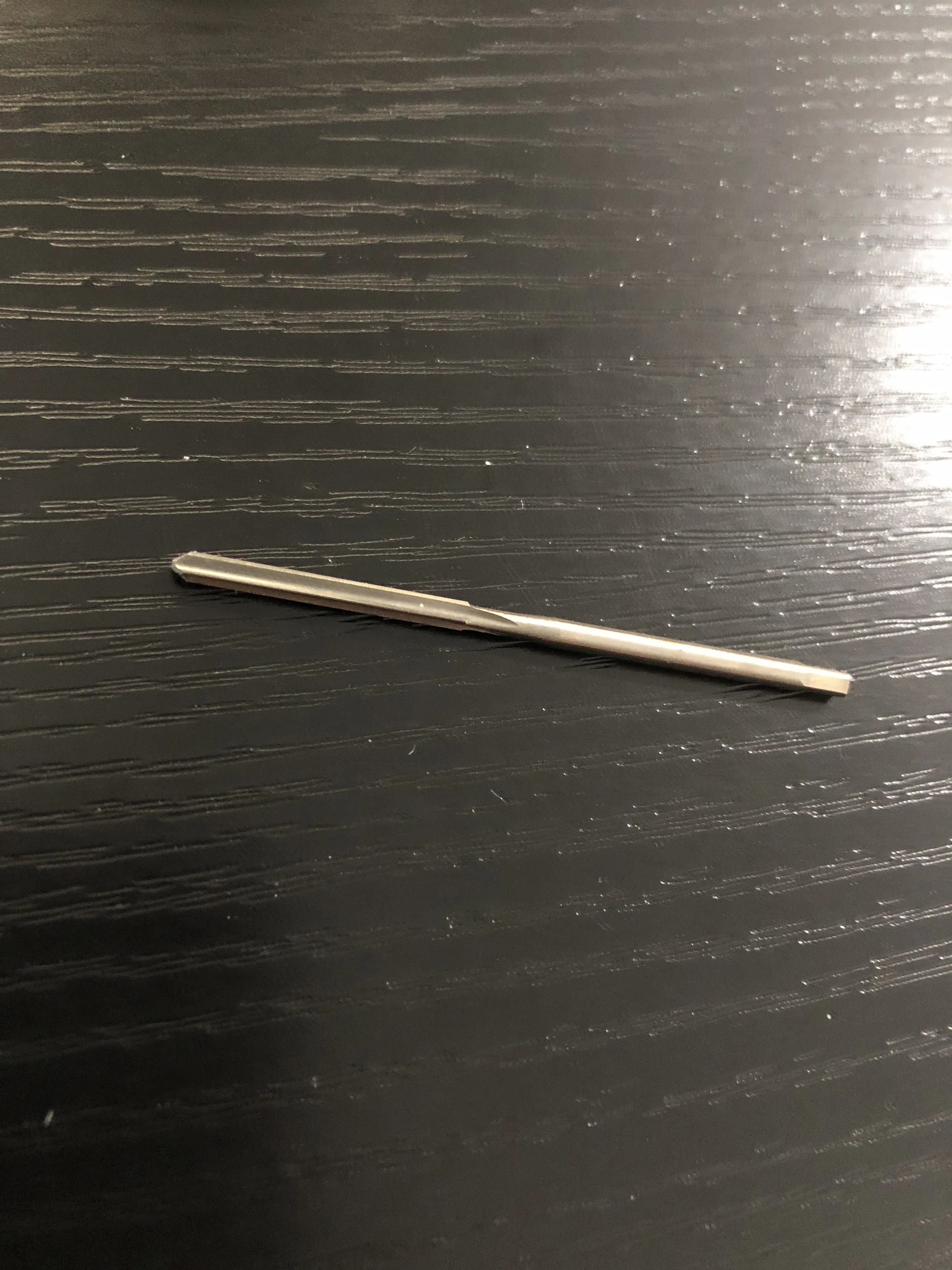 

Прямой хвостовик 4 лезвия 3 мм режущий диаметр HSS ручной расширитель