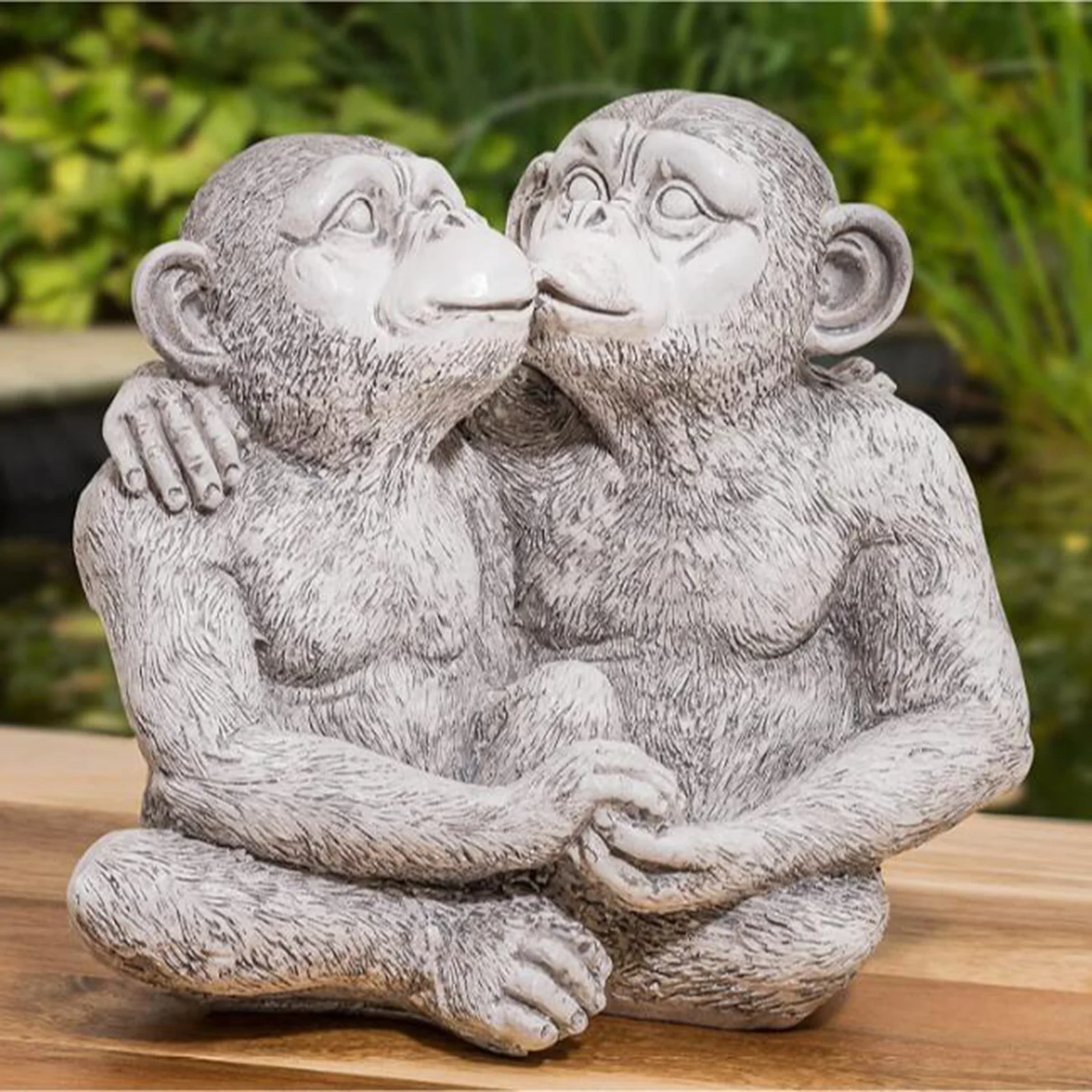 

Kissing Monkeys Figurine Home Decoration Figurines Animal Statue Sculpture