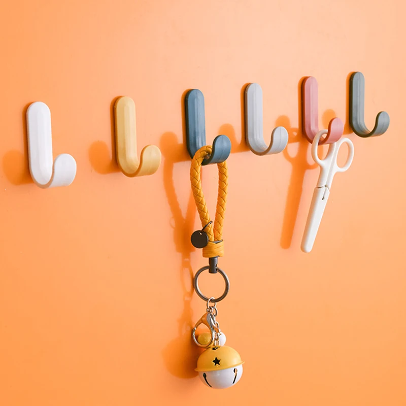 

4pcs/set Self Adhesive Plastic Door Hangers Wall Hangers Towel Hooks Hat Racks Keys Hanger Over The Door Organizers Home Decor