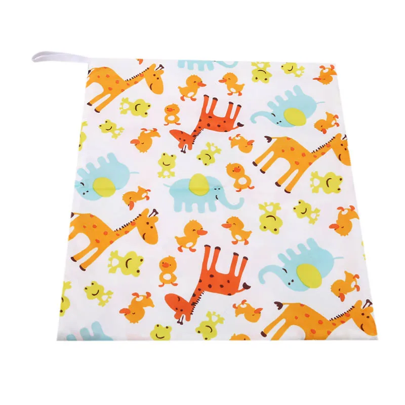 

1PC Reusable Waterproof Fashion Prints Wet Dry Diaper Bag Zipper Cloth Handle Wetbags Cover WetBag 36*30CM Wholesale