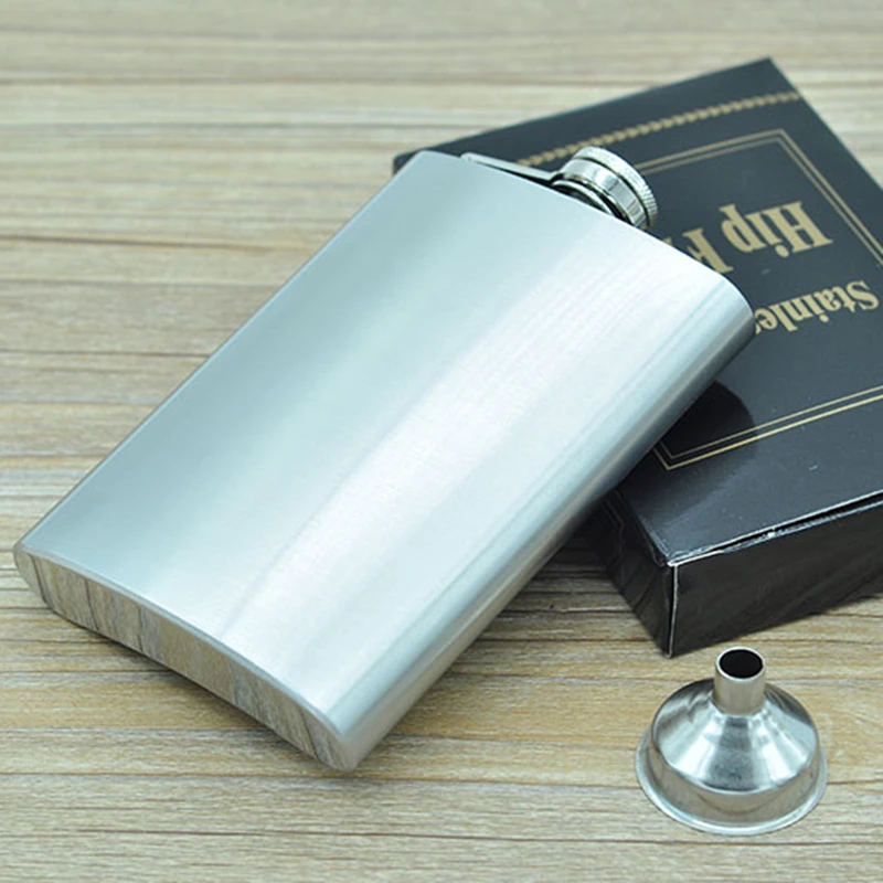 

1 Pcs 8 oz Stainless steel Hip Flask (with small funnel) Portable Vodka Rum Hip flask Easy to go out Outdoor kettle personality
