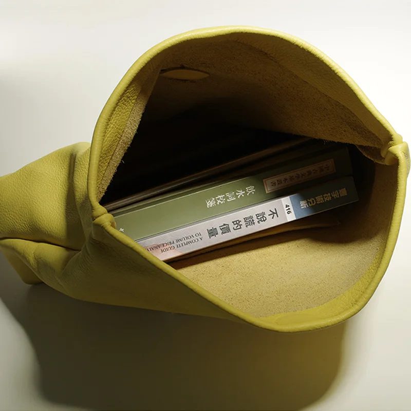 Новинка 2020 Сумочка Багет верхний слой из воловьей кожи желтый розовый клатч