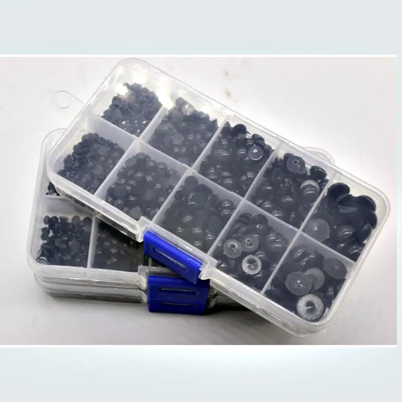 Глаза черные для игрушек 8/10/12 мм 100 шт. |