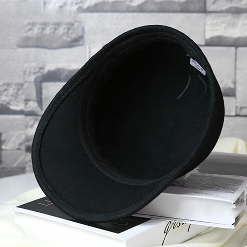 

New fashion autumn winter baseball cap 100% wool Adjustable Hairball Hat winter women's Men's caps Keep warm Equestrian hat