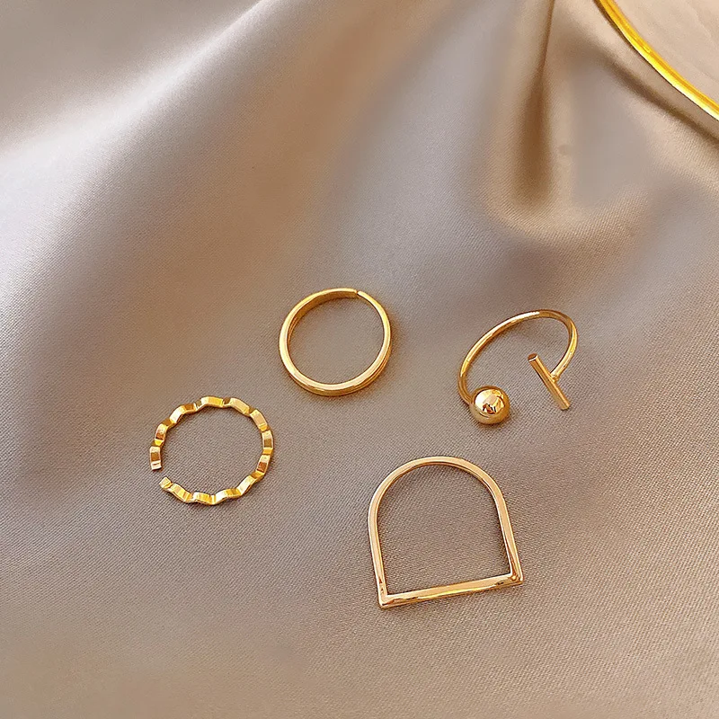 

4Pcs/ Korean Vintage Exquisite Ring For Women Gold Stainless Steel Opening Adjustable Punk Ladies Ring Fashion Gift Jewelry