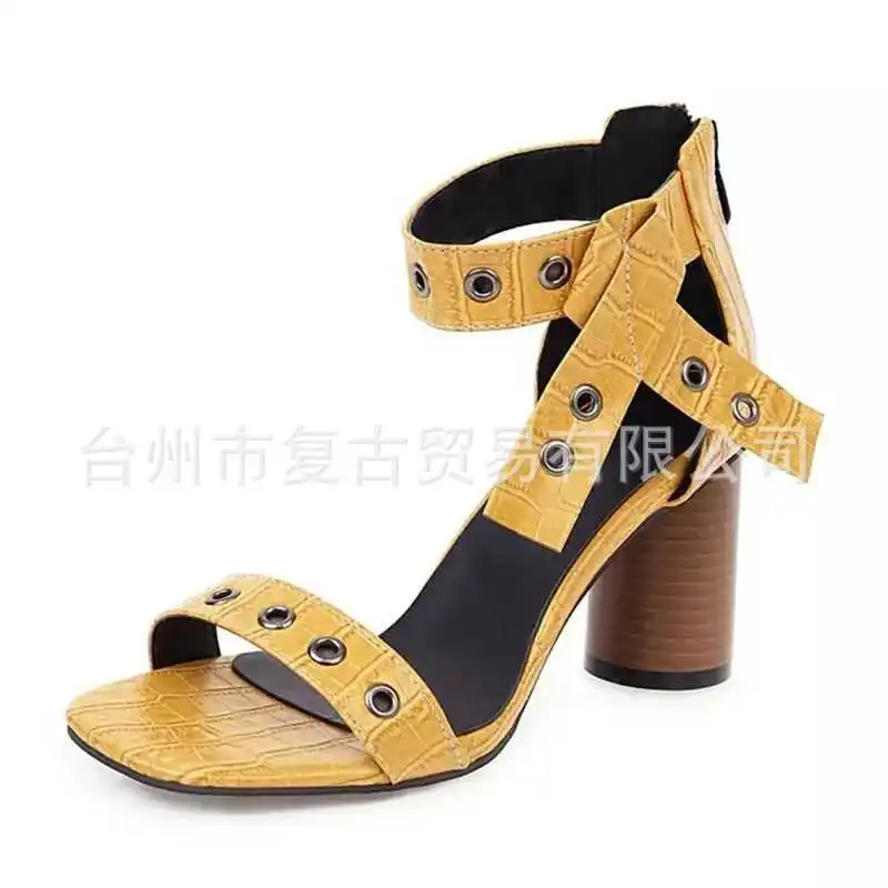 

2021 spring and summer new bowknot women's sandals large high heel thick heel student shoes large sandals