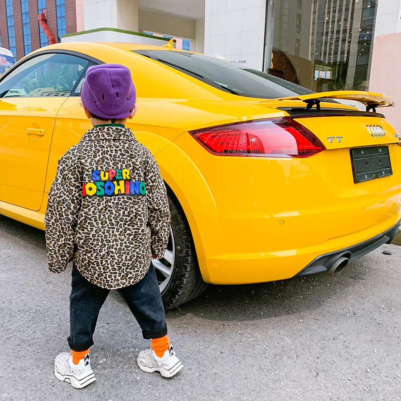 Бархатная куртка для мальчиков детская леопардовая коллекция 2019 года сезон