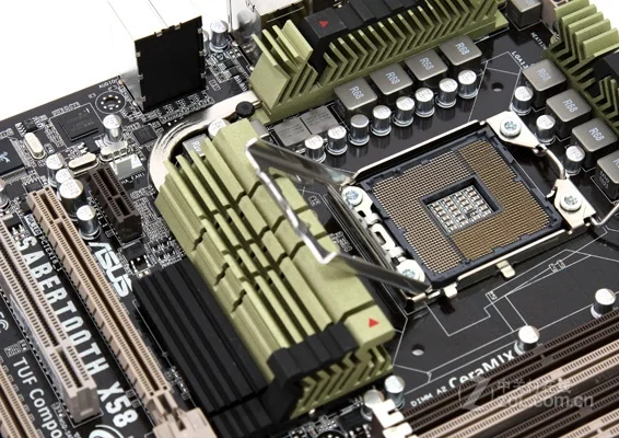Original ASUS SaberTooth X58 1866Mhz 1600 6 x DDR3 LGA 1366 Motherboard ATX 24GB PCI-E X16 Desktop Computer Mainboard Plate Used