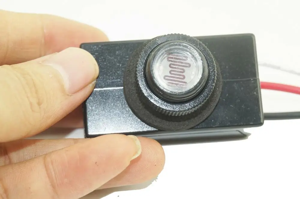 Фотоэлемент От заката до рассвета с утапливаемой кнопкой управления фотографией