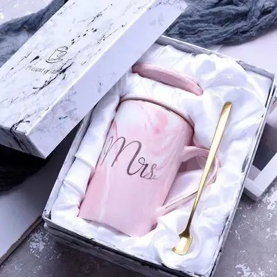 Pink for woman Посуда для напитков креативная керамическая MS/Mrs кофейная кружка молочный чай мраморная чашка золотая линия фарфор для влюбленных Свадьба юбилей подарочная коробка - Цвет: Pink for woman