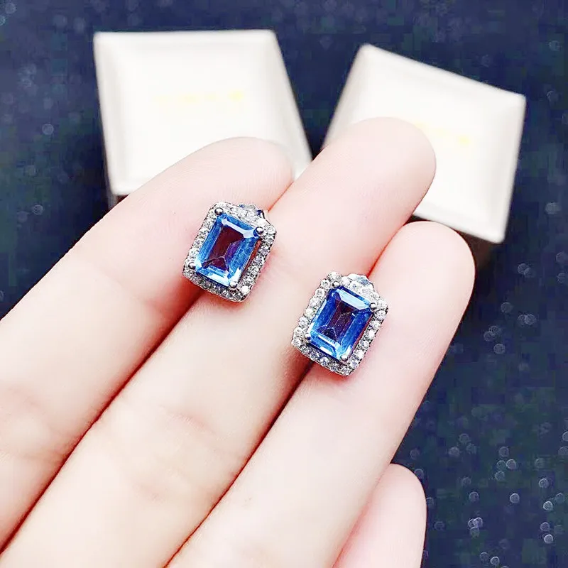 Серьги-гвоздики из серебра 925 пробы с натуральным голубым топазом карат х 2 шт.