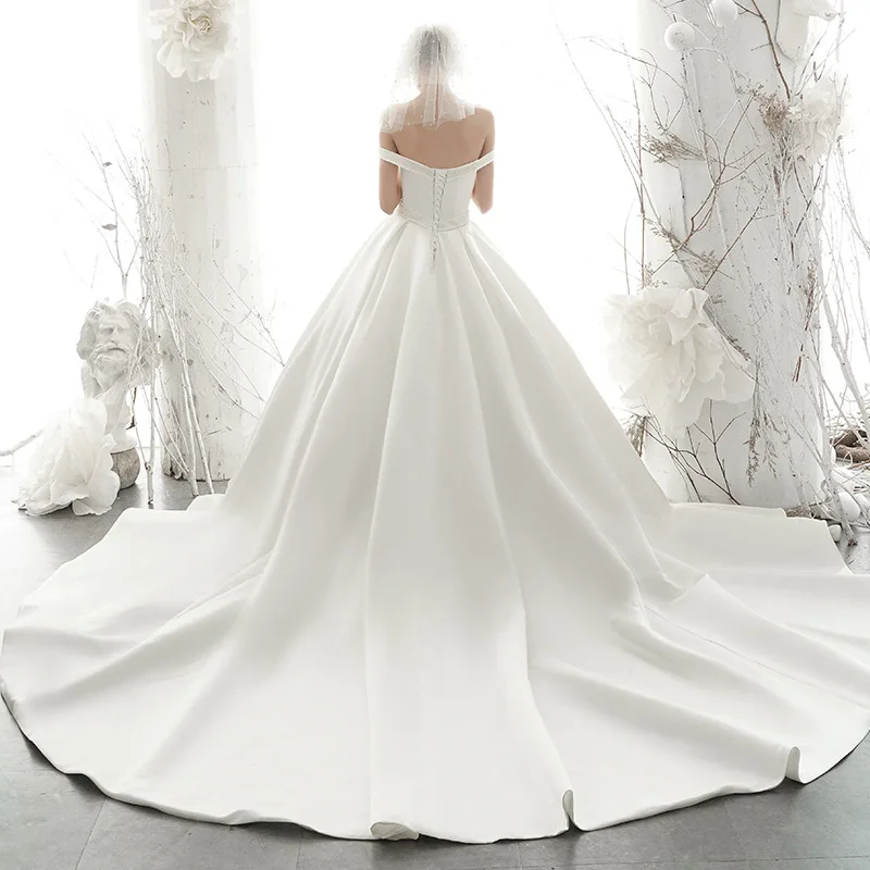 

Women's wedding dress plus size off shoulder beading satin bridal Muslim wedding gown luxury wedding dress custom made