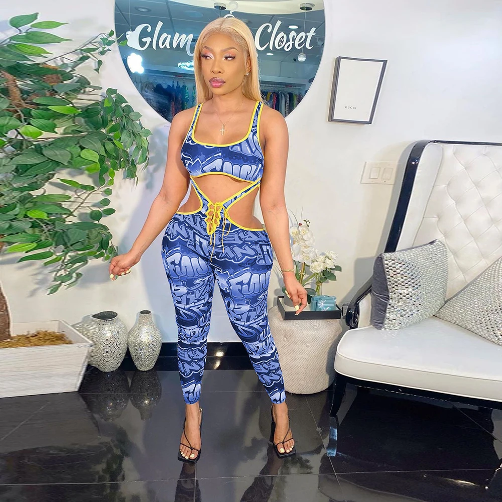 

Уличная пояс с вырезами Вечерние клубный комбинезон Для женщин с низким вырезом, с печатными буквами Одна деталь комбинезон в стиле Панк По...