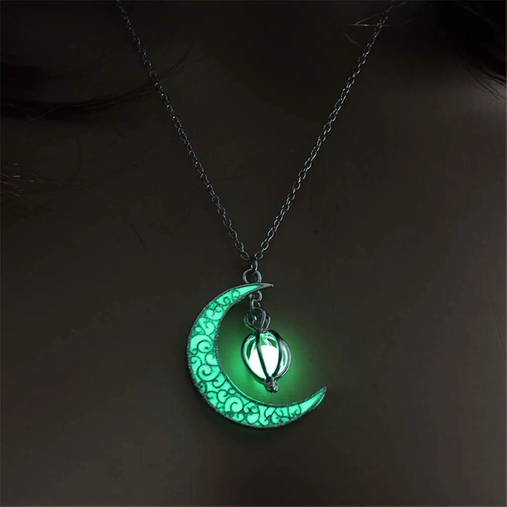 

Moon Crescent Necklace for Women Girls Vintage Luminous Pumpkin Lantern Bead Statement Chain Necklace Halloween Jewelry Gift