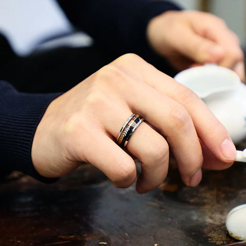

2020 Stainless Steel Ring Durable Vintage Titanium Steel Jewelry Wood Grain Arrow Ring Men's Jewelry New