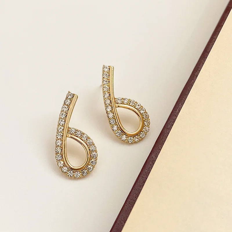 

6 Shape Number Earrings Fashion Jewelry 2020 Wholesale New Stud Ear Ring for Women European Korean Trendy Elegant Style Luxury