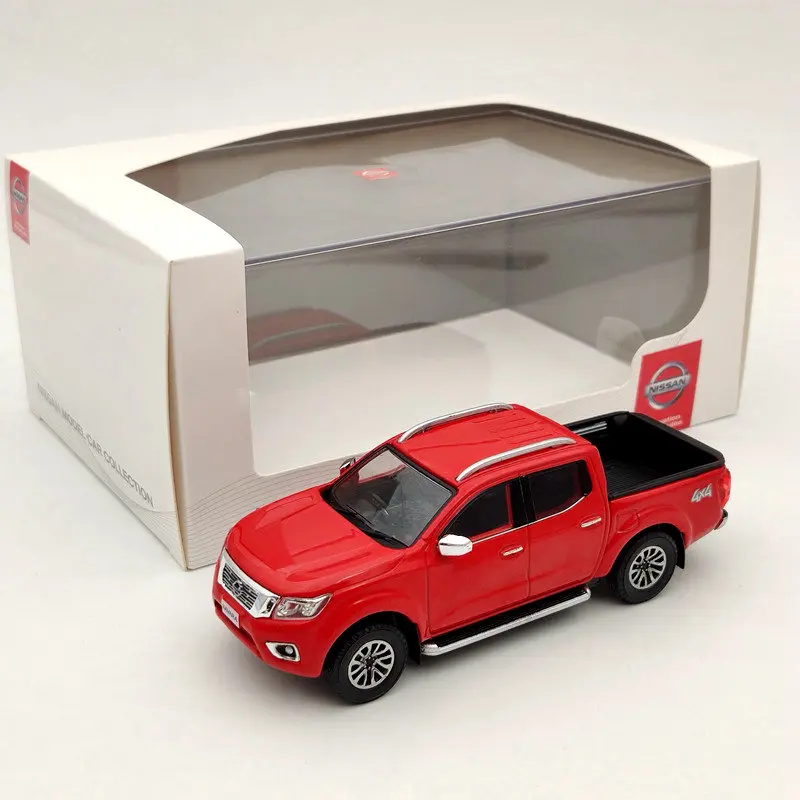 1/43 для N ~ san Navara 4x4 пикапа Красного литья под давлением модели Ограниченная