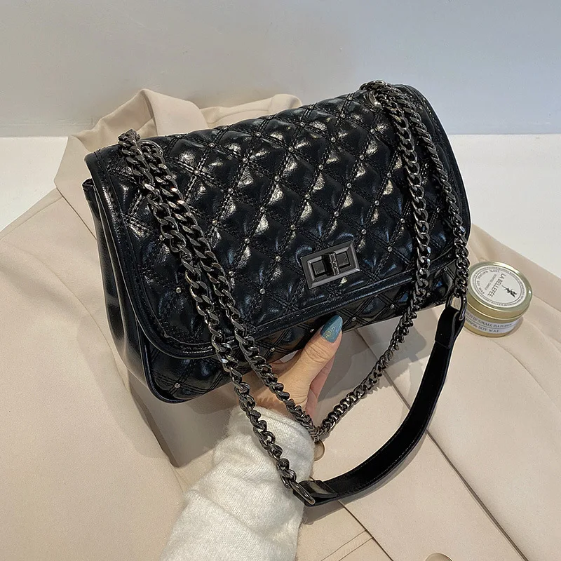 

Texture western style bag women's new small fragrance Lingge chain messenger bag small bag soft leather net red shoulder bag