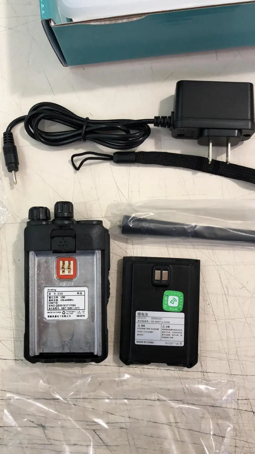 QuanSheng иди и болтай Walkie-Walkie talkie S TG-E66 двухстороннее радио