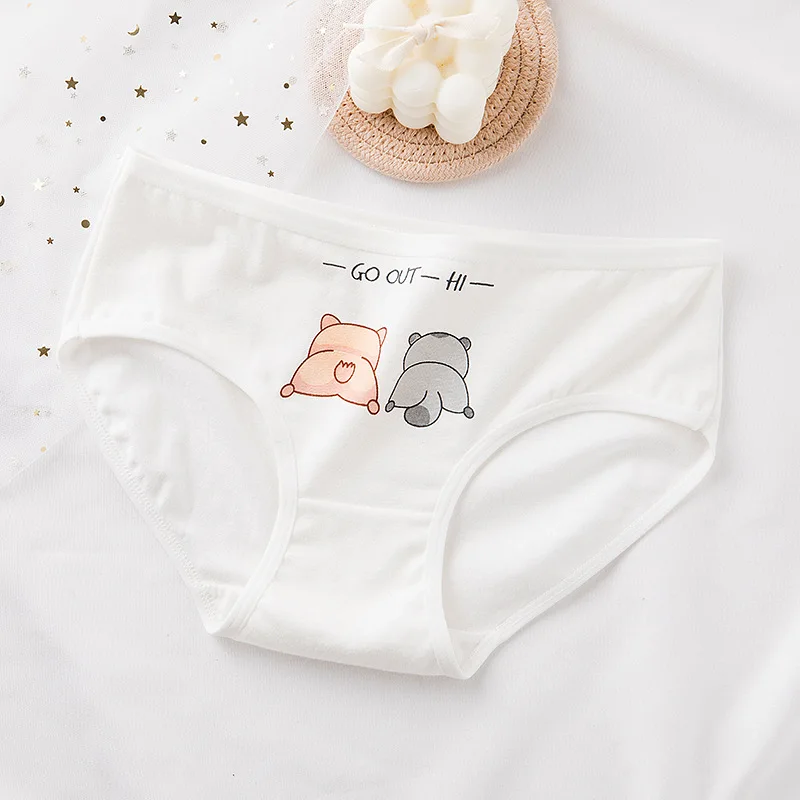 

Women's Underwear Pure Cotton Fresh Cartoon Girl Middle Low Waist Briefs Women's Underwear