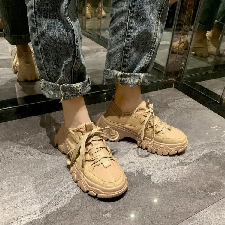 

Women Casual Shoes Breathable Light Fashion Sneaker Thick Bottom Loafers Female Outdoor Lace-Up Mesh Comfortable Sneaker