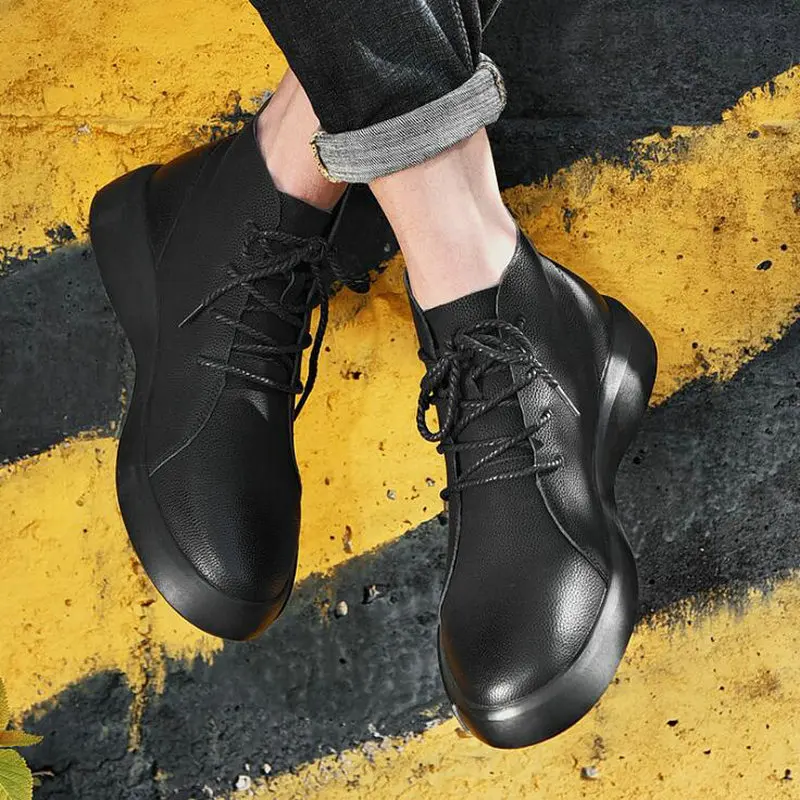 

2019 Autumn Men genuine leather Retro Cowhide Booties Lace-up Casual Men tooling boots Martin Boots Large size C22-58
