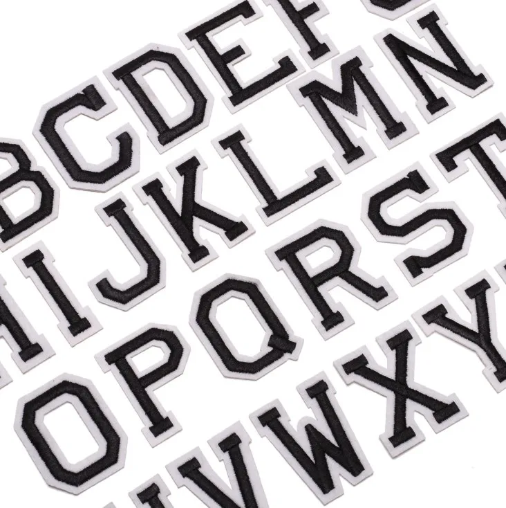 Нашивка с черными буквами для шитья вышитая аппликация алфавитом куртки сумки