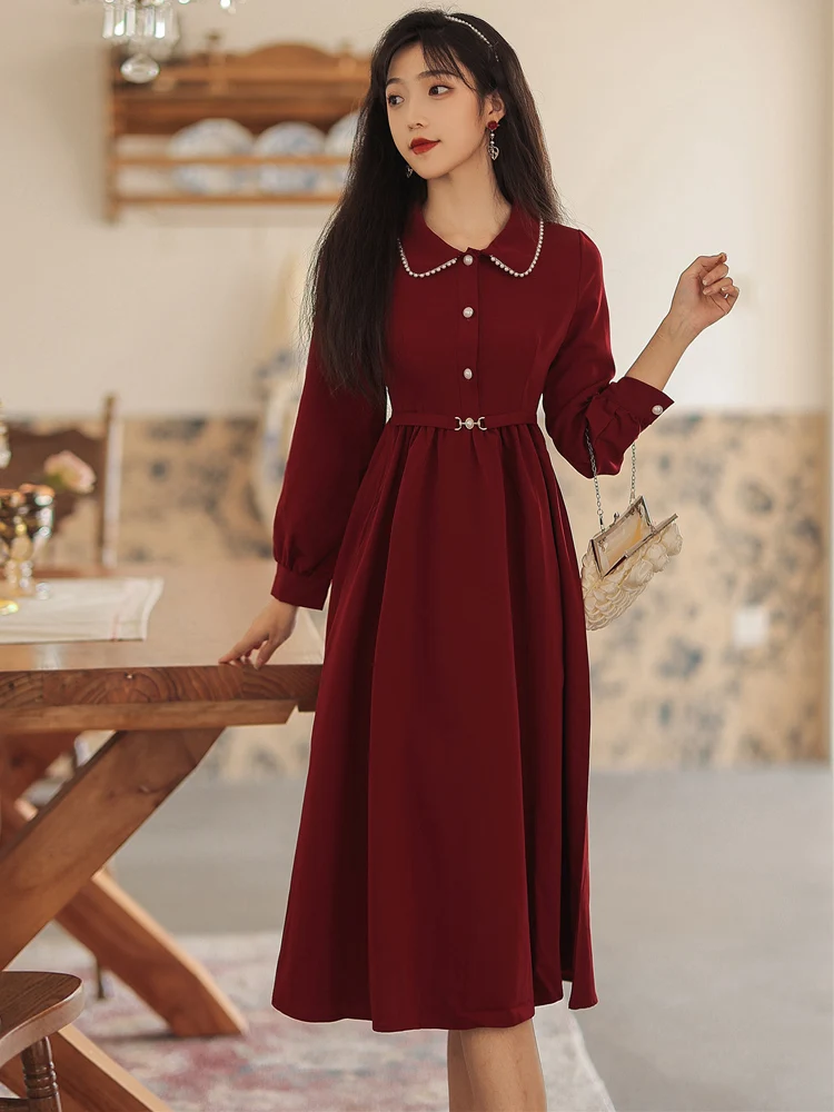 

Красное и черное платье-рубашка в французском стиле Heben