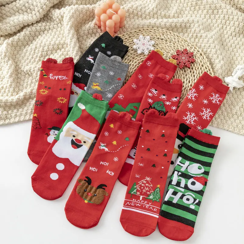 Autumn and Winter Cotton Socks New Year Cartoon Christmas Sock 20 PAIRS Cute Elk Christmas Socks Red Socks