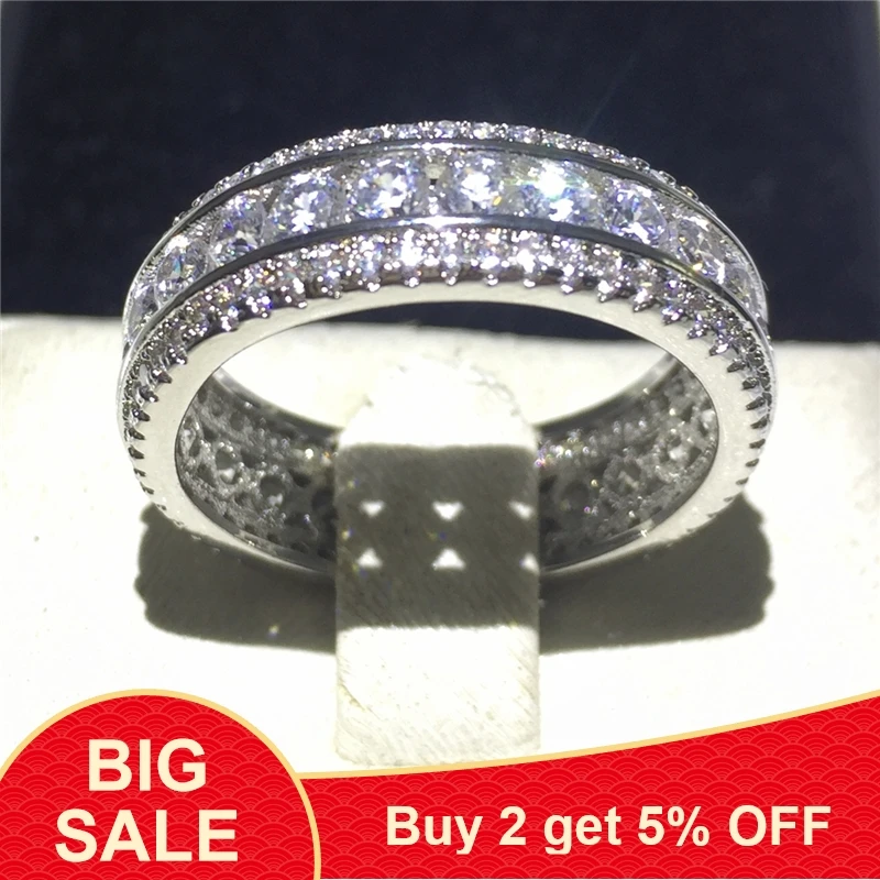 Потрясающее кольцо с круглой огранкой заполненное белым золотом AAAAA фианитом