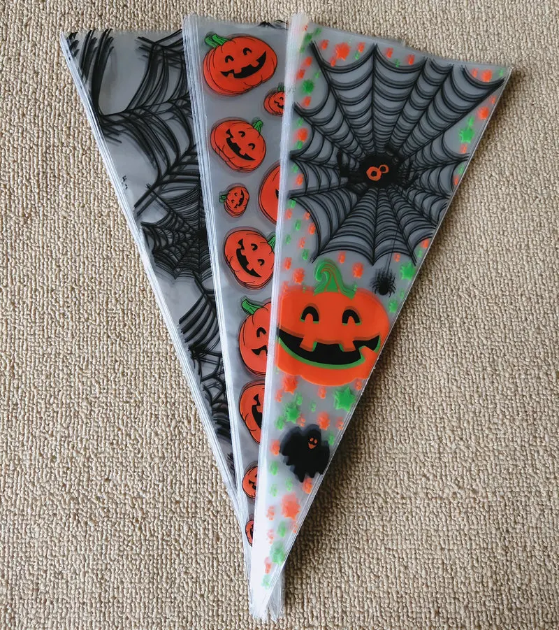 

Halloween Party Decoration Triangle Transparent Plastic Food Baking Packaging Bag Halloween Candy Packaging Bag
