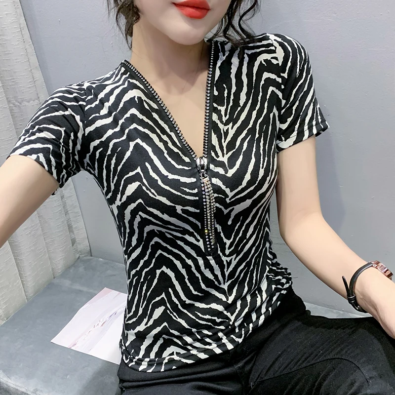 

2021 summer new Women short Sleeve V-neck zipper T Shirt Women Fashion Tops Casual Slim Woman T Shirts
