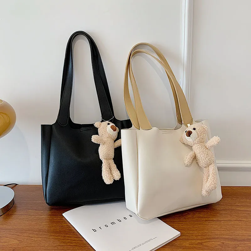 

Fashion Pu Leather Women Shoulder Bag Cute Bear Solid Color Simple Portable Bucket Bag Handbag Female Underarm Bag Shopping Bag