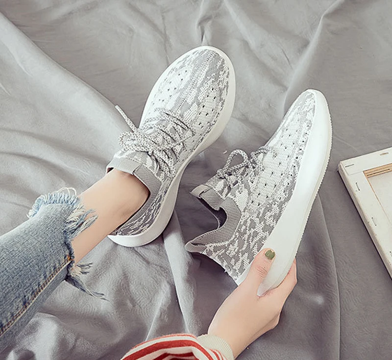 Кроссовки на платформе женская обувь дышащая спортивная для бега кроссовки