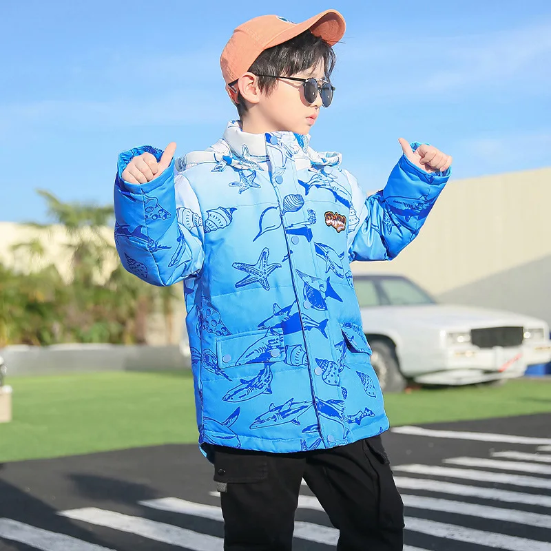 

-15 Degrees new fashion children's winter clothes Boys sky blue cartoon warm down jacket Medium and large children's thick coat