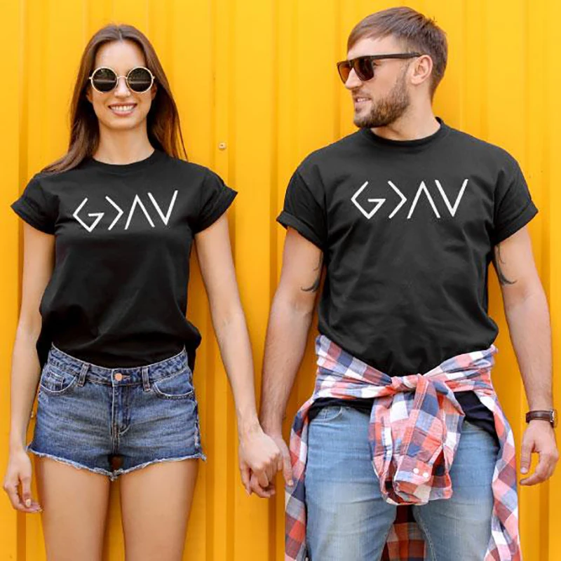 Женская с коротким рукавом God Is Greater светло-серая принтом Jesus большие размеры |