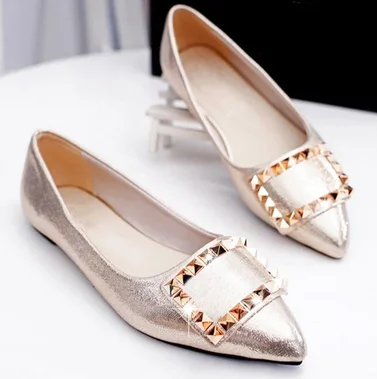 Для женщин Большие размеры 34 48 модные 7 туфли с заклепками на плоской подошве