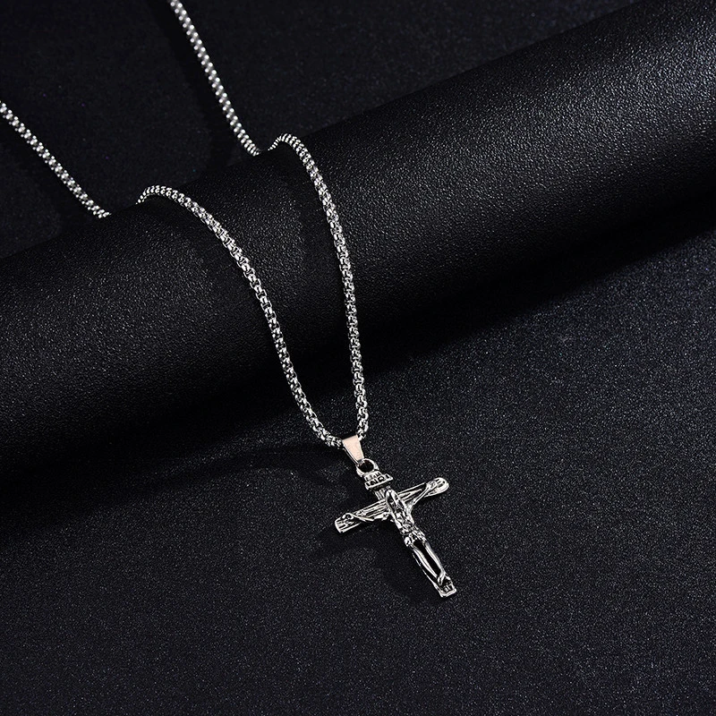 Men Necklace Long Pendant Sweater Chain Ornaments Hip Hop Pendant Stainless Steel Chain Jewelry Gift Necklaces for Women
