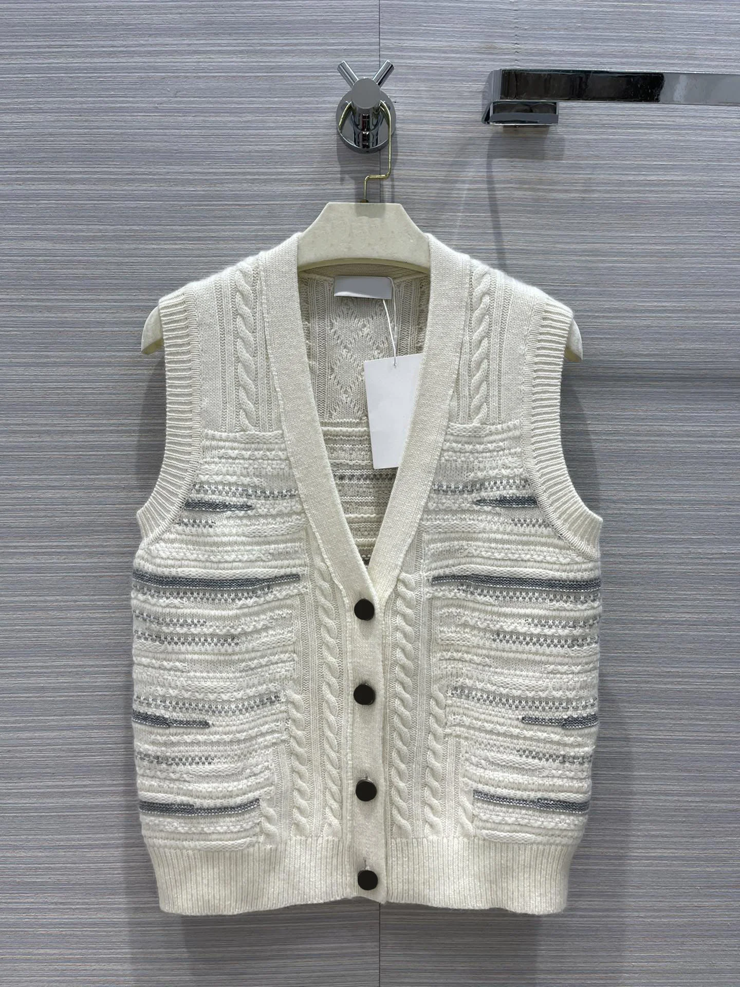 

Casual Sleeveless Cardigan Sweater Women 2021 Autumn V-neck Single Breasted Brown Cardigans Luxury Brand Cashmere Sweaters Women