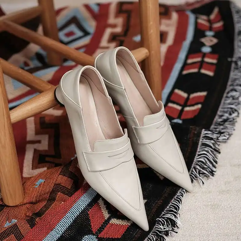 

Vichelo Hot 2021 ins natural leather pointed toe med heel brand shoes gladiator deep mouth slip on retro fashion women pumps L68