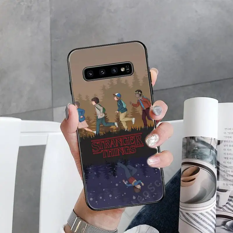 

Stranger Things Phone Case For Samsung galaxy S 7 8 9 10 20 edge A 6 10 20 30 50 51 70 note 10 plus