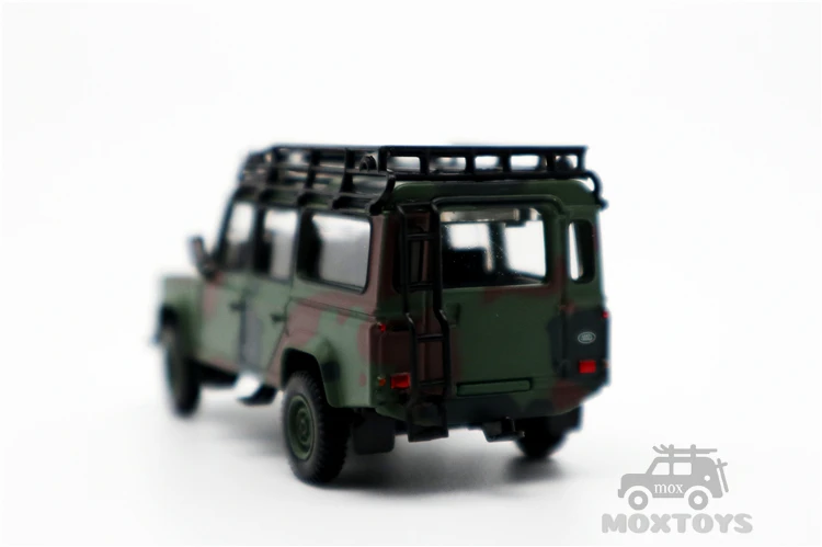 Мини GT 1:64 Land Rover Defender 110 военный камуфляж RHD литая модель автомобиля | Игрушки и