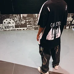 

Black and white double-sided stitching couple short-sleeved T-shirt with delicate touch and breathable texture