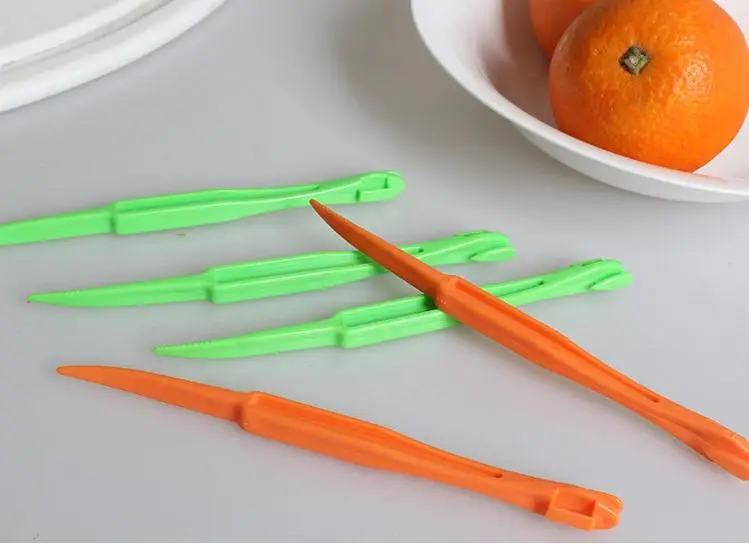 

2019 New Long Section Orange Or Citrus Peeler Fruit Zesters Compact And Practical Kitchen Tool Wholesale